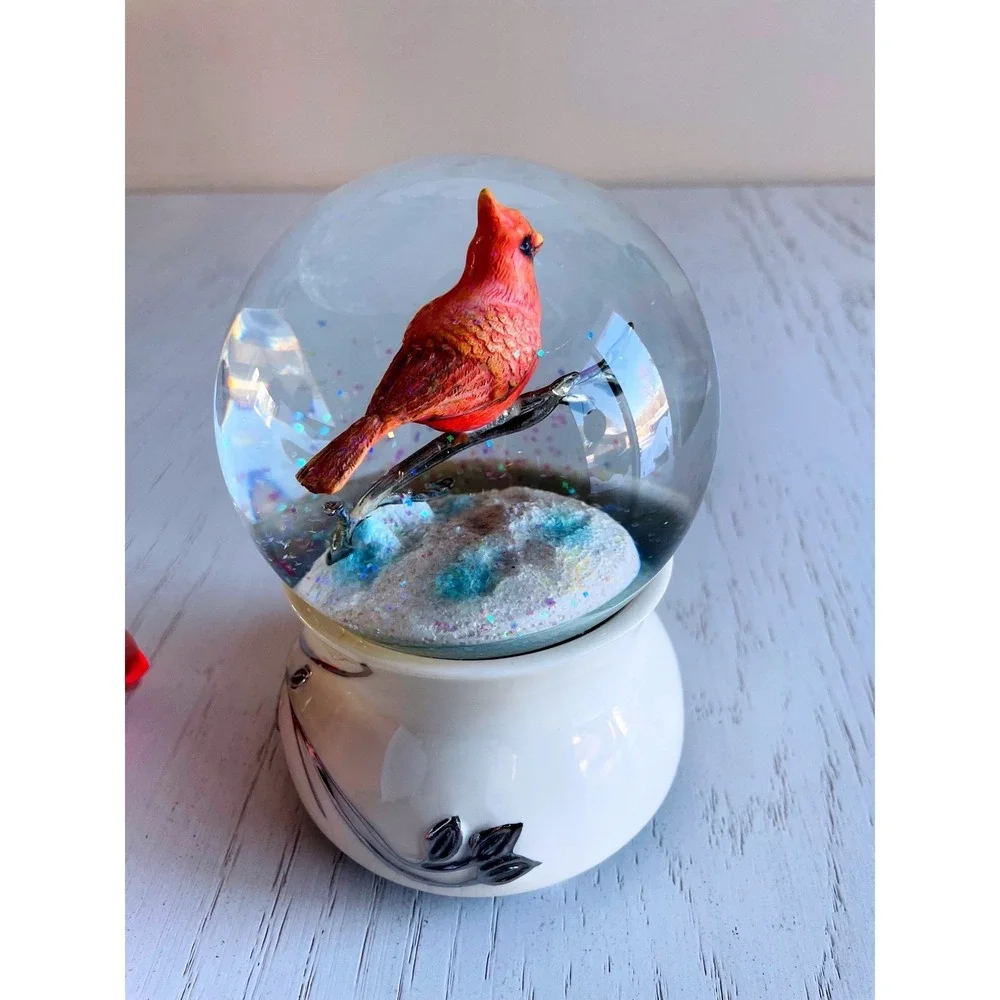2016 The Bradford Exchange MESSENGER FROM HEAVEN Cardinal‎ Musical Glitter Globe